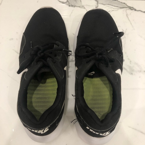 Nike Women’s Kaishi Shoes - Picture 3 of 5